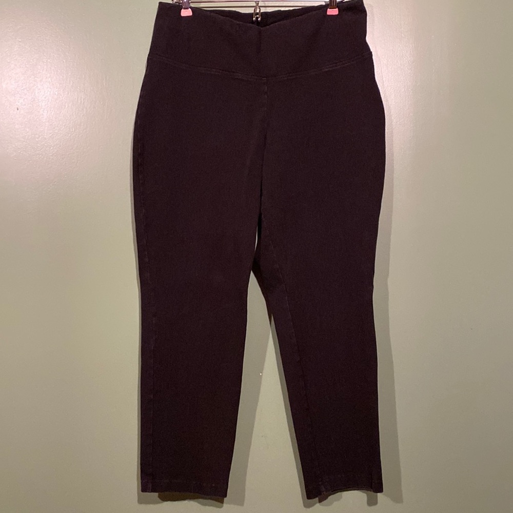 Women with Control cropped Jegging Jean